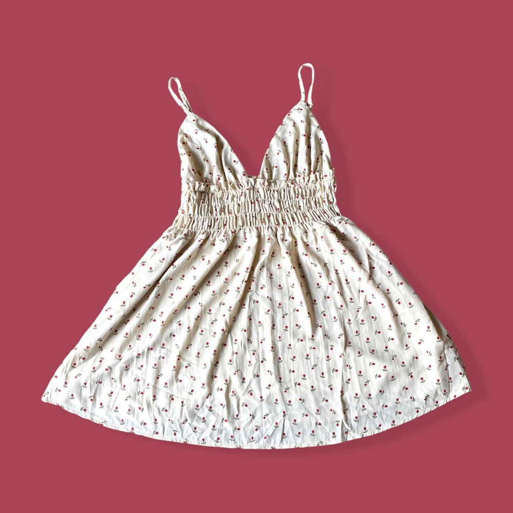 CREAM FLORAL DRESS